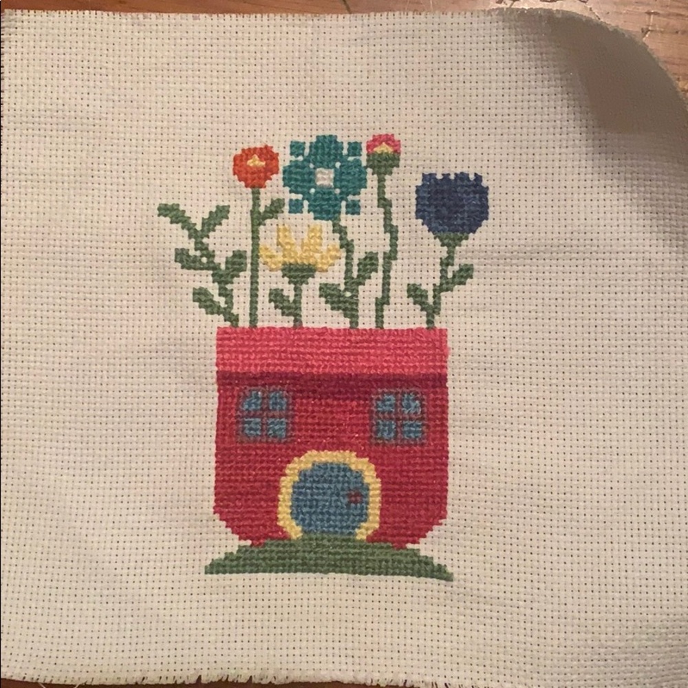 Flower Pot House Cross-stitch (2/$10)